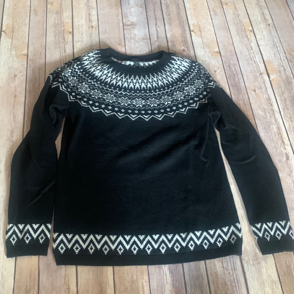 Beautiful fair isle Talbots sweater